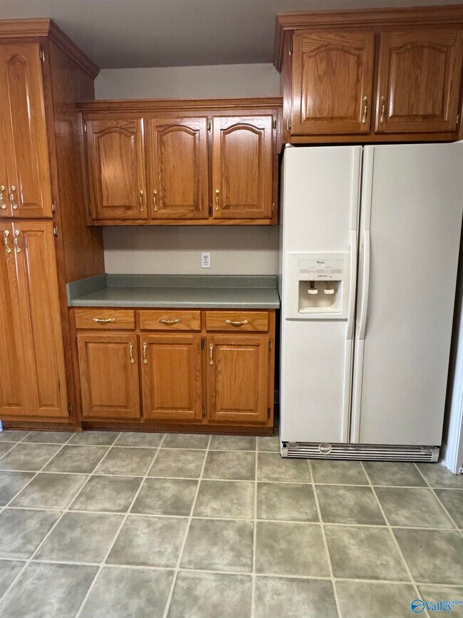 Building Photo - 101 Willowmere Cir