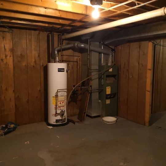 Building Photo - 1309 W Chestnut St