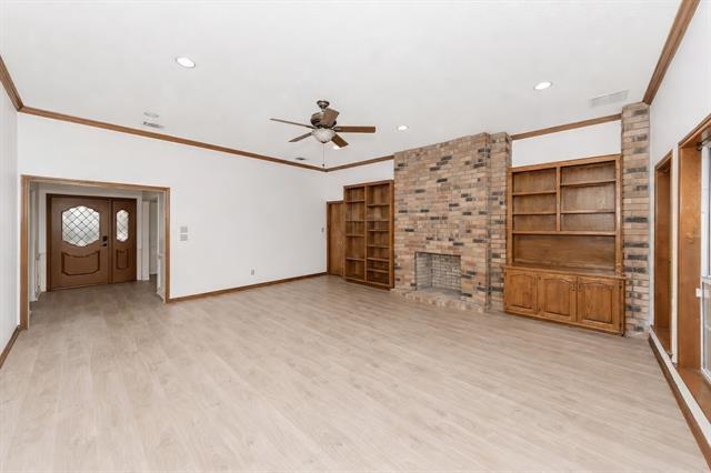 Building Photo - 3141 Oakdale Dr