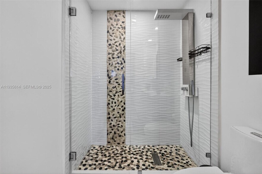 Building Photo - 5571 NW 188th St