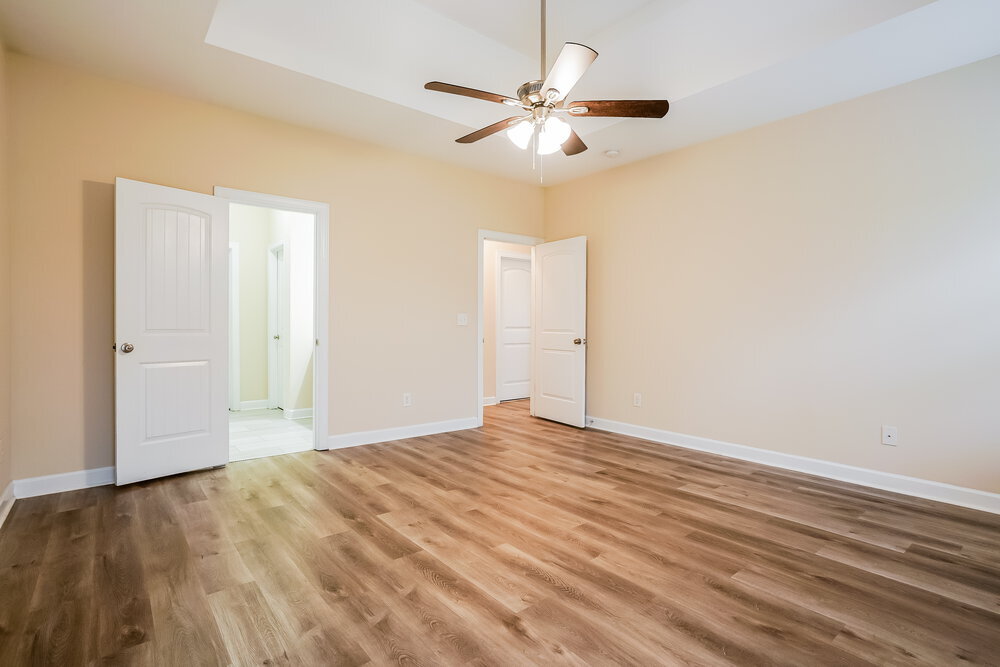 Building Photo - 805 New Charleston Dr