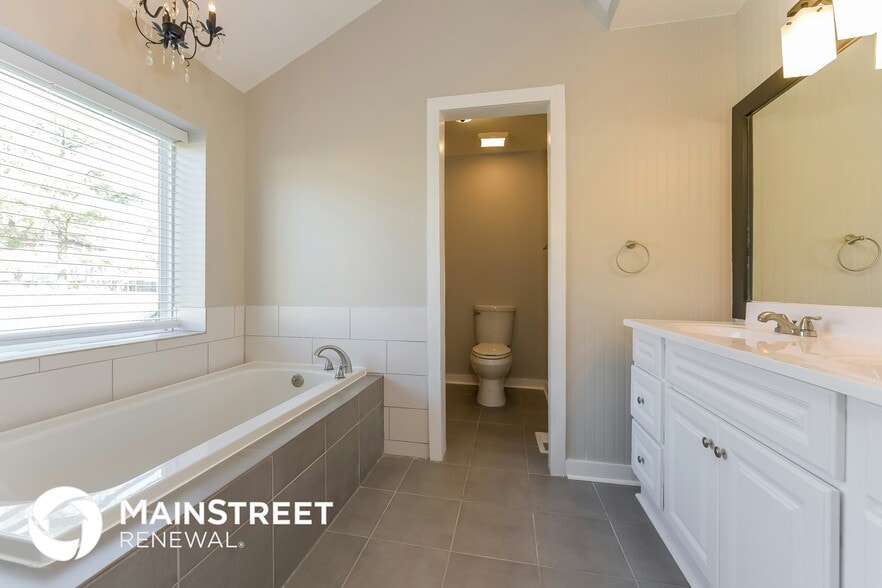 Building Photo - 7207 E 133rd Cir