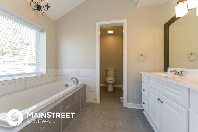 Building Photo - 7207 E 133rd Cir