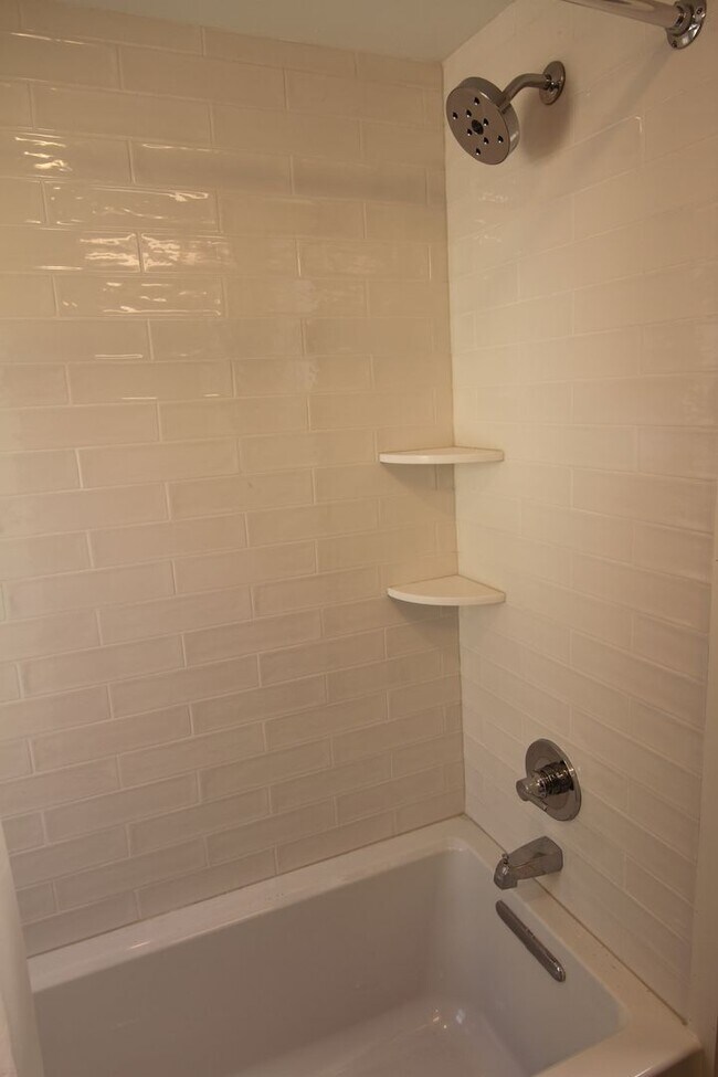 Building Photo - 3945 Baring St