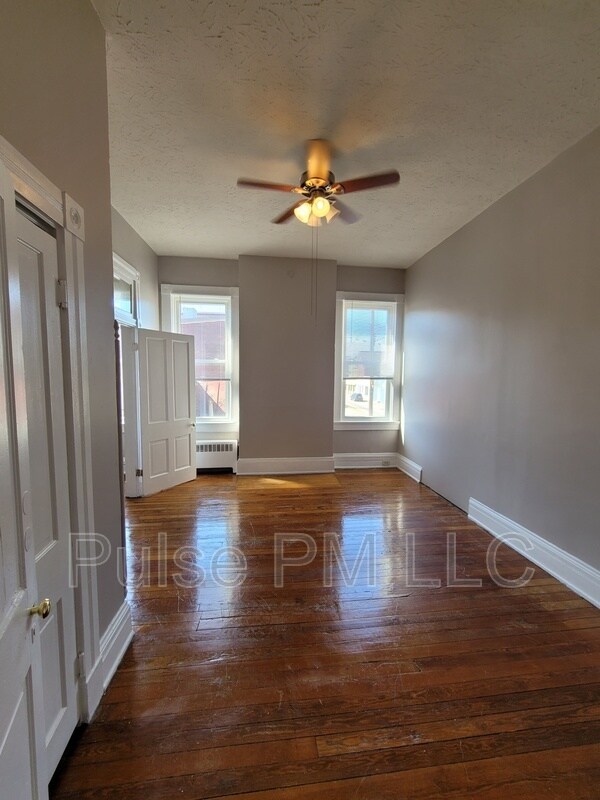 Building Photo - 638-640-640 6th Ave