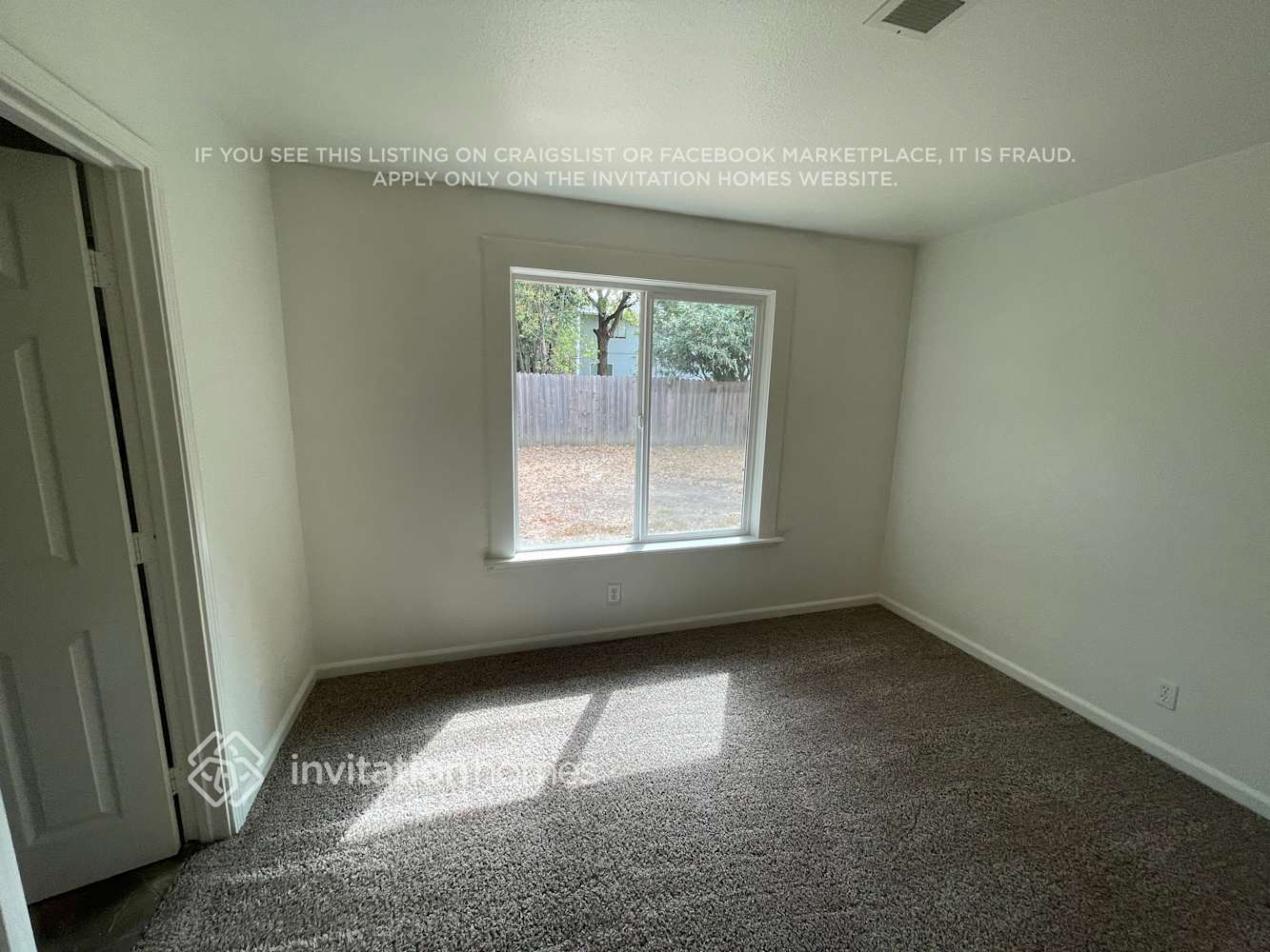 Building Photo - 1878 Southwood Dr