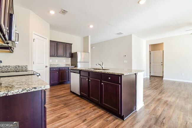 Building Photo - 3875 Newbury Pl Dr