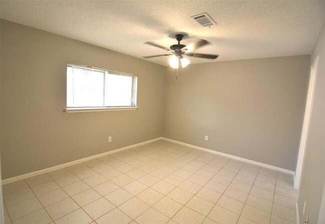 Building Photo - 12419 Ridgelow Ln