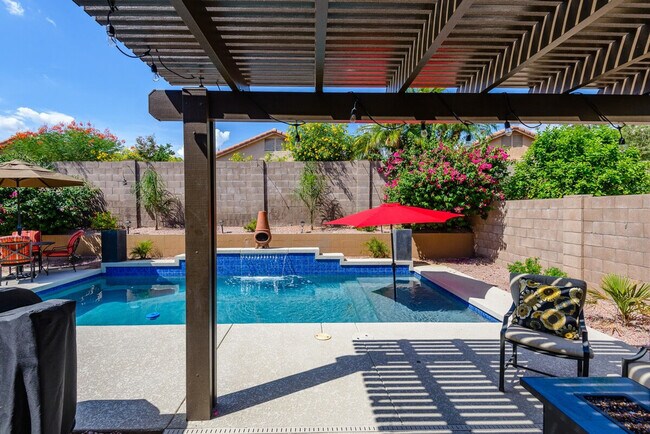 Building Photo - 7254 E Camino Del Monte