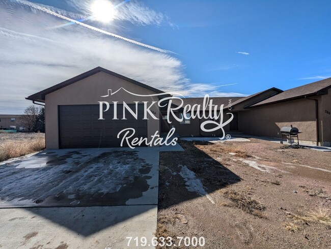 Building Photo - Cozy 3 -Bedroom in Pueblo West!