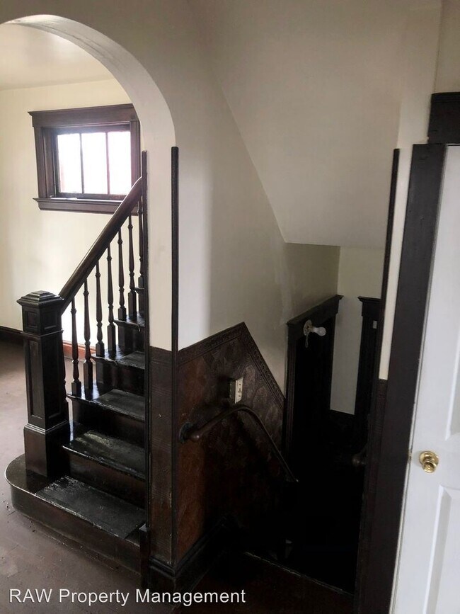 Building Photo - 4 br, 1 bath House - 1818 Clarion Ave.