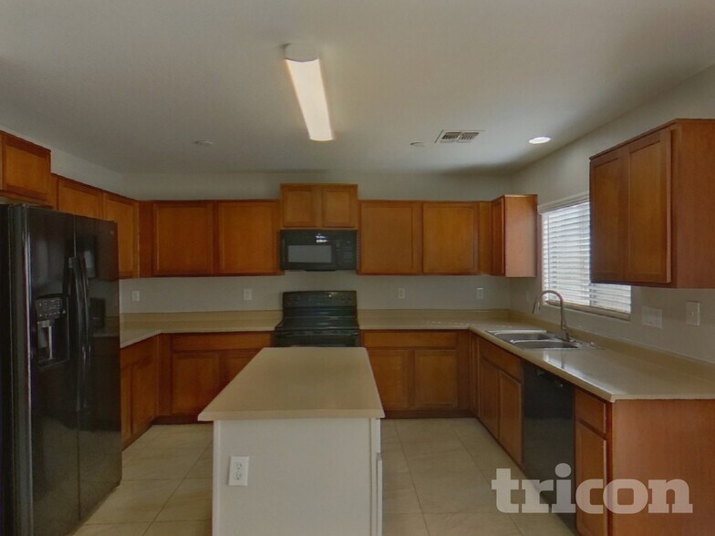 Building Photo - 19101 N Meghan Dr