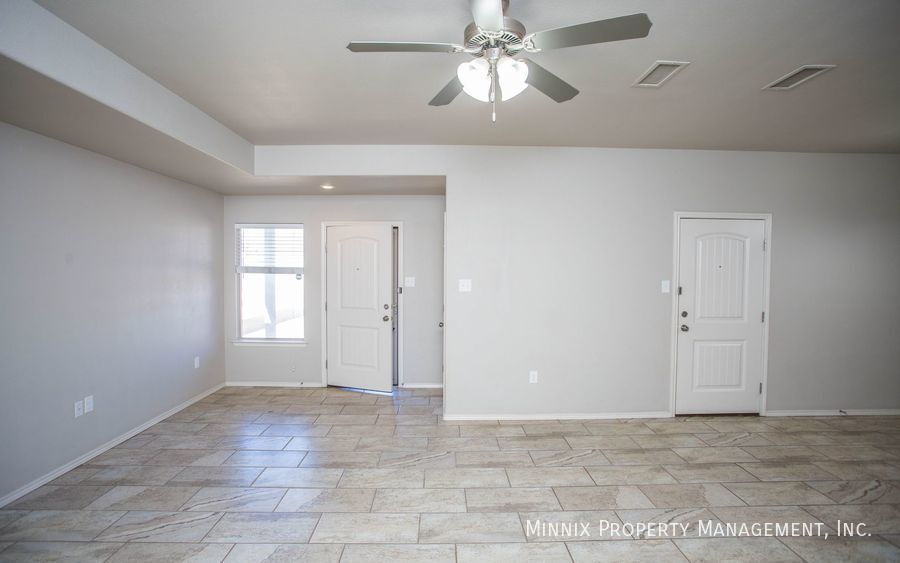 Building Photo - 2617 113th St