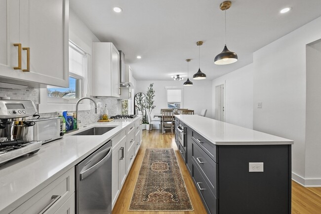 Building Photo - 9 Park St