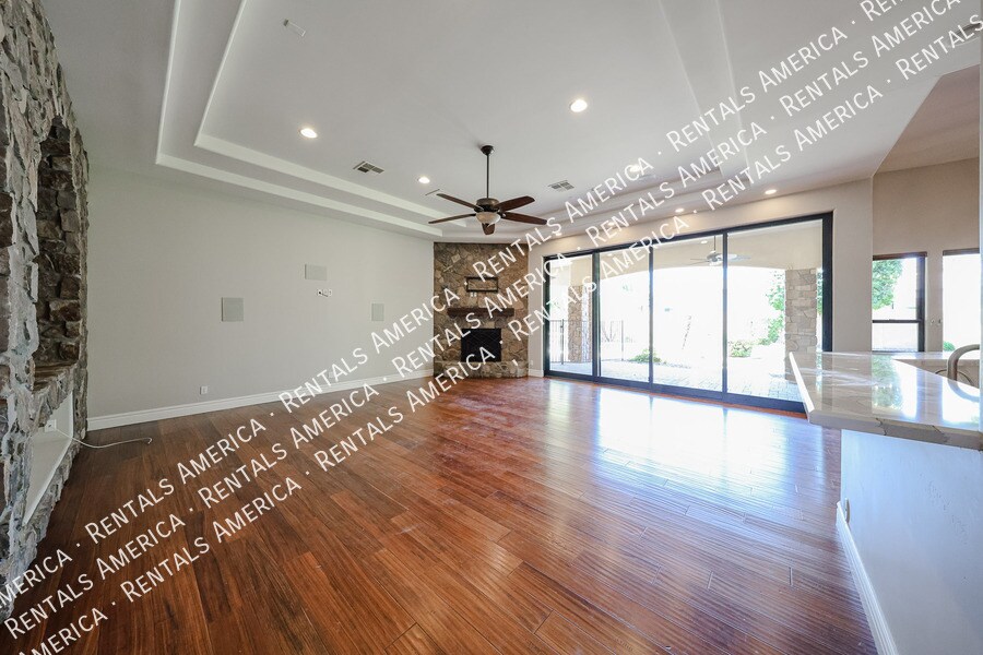 Building Photo - 4430 E Gemini Pl
