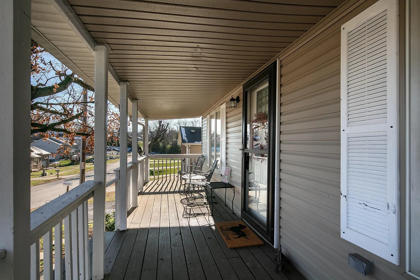 Building Photo - 317 Douglas Ct