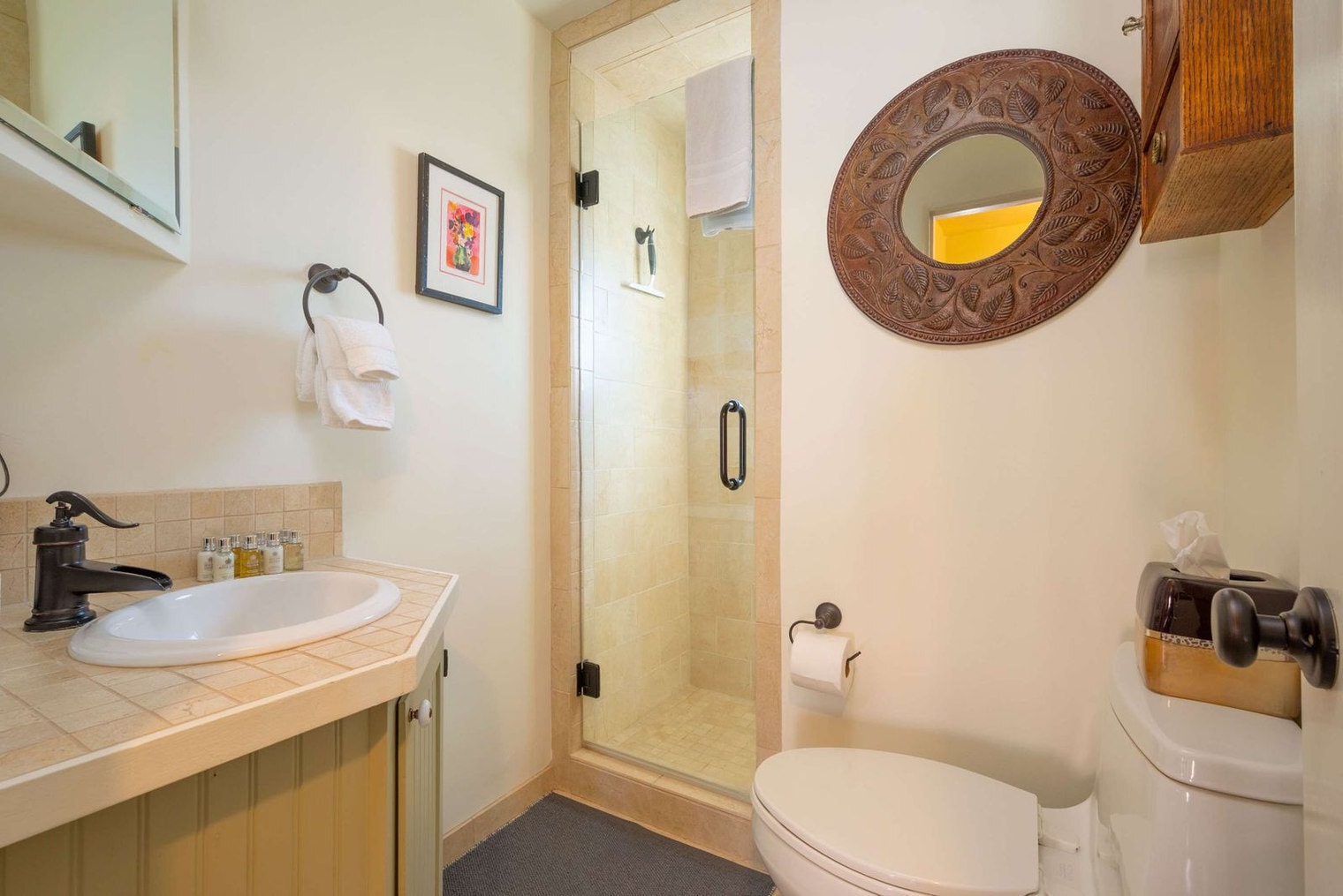 Building Photo - 325 Sena St