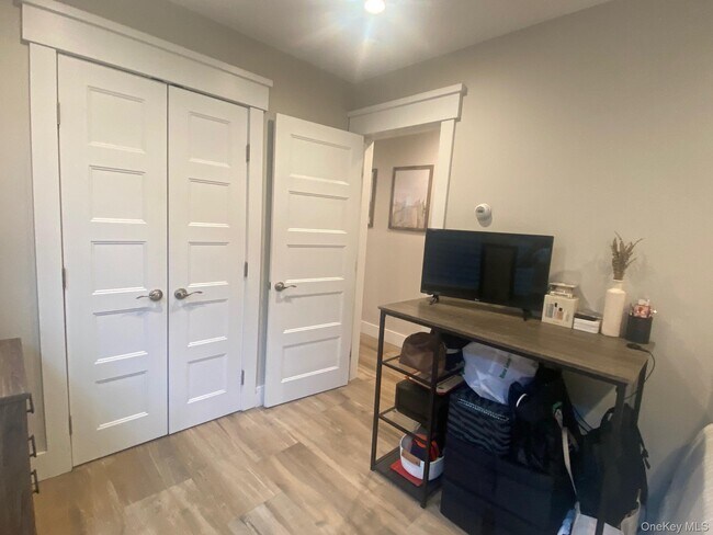 Building Photo - 18 Tennessee Ave