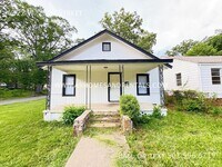 Building Photo - 4322 W 25th St