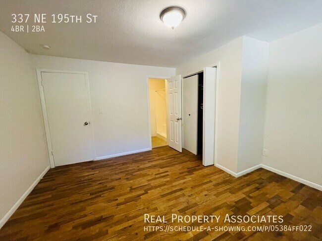 Building Photo - 337 NE 195th St