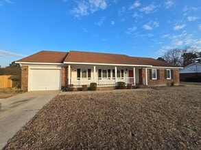 Building Photo - 1091 Pleasant Oak Dr