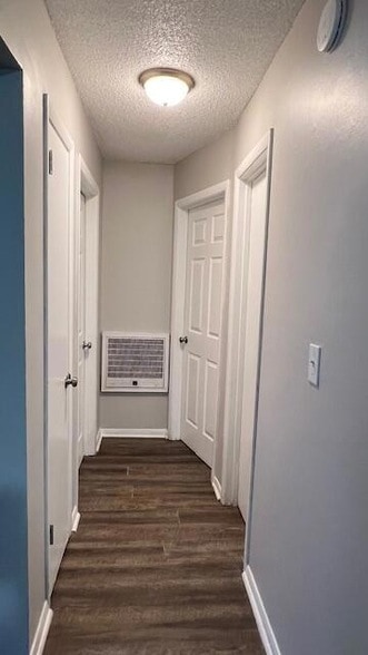 Building Photo - 210 Hendricks Blvd