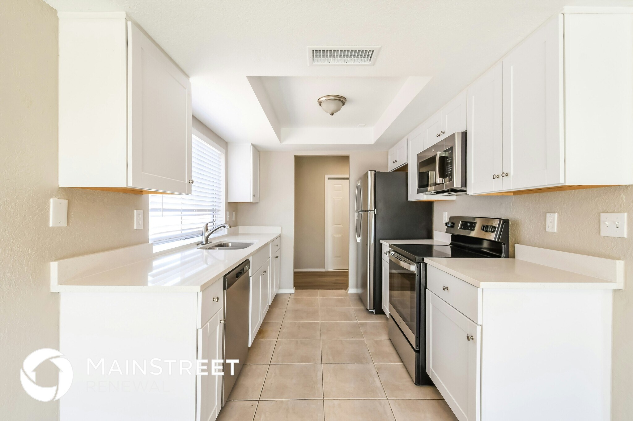 Building Photo - 7007 W Pasadena Ave