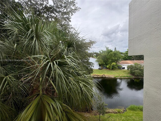 Building Photo - 4215 N University Dr