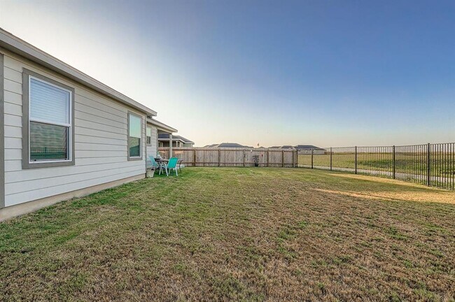 Building Photo - 152 Agua Azul Bnd