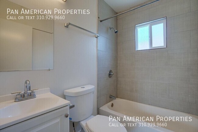 Building Photo - 11314 1/2 S Truro Ave-