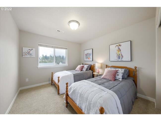 Building Photo - Spacious 3-Bedroom Townhome with Granite Kitchen & Included Landscaping