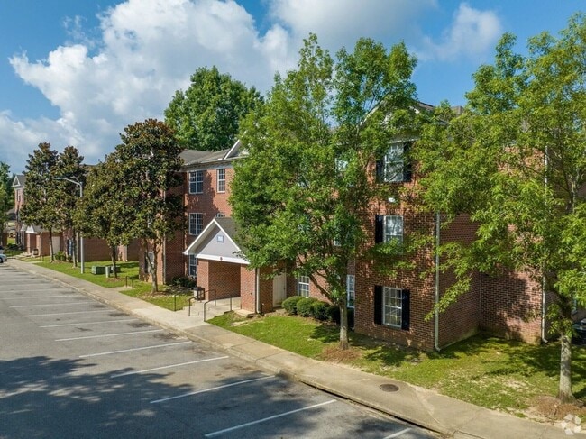Building Photo - 3000 S Adams St