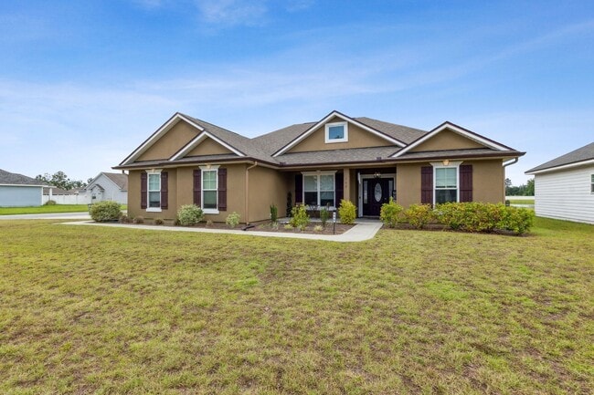 Building Photo - 3/2 newer home!