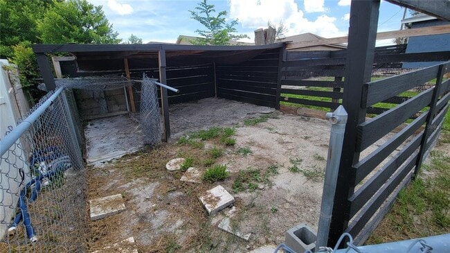 Building Photo - 3048 Bonkirk Dr