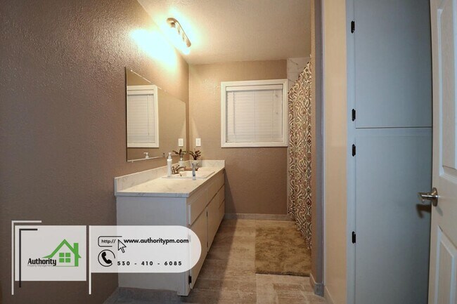 Building Photo - 30593 Sleepy Hollow Dr. Shingletown, Wood ...