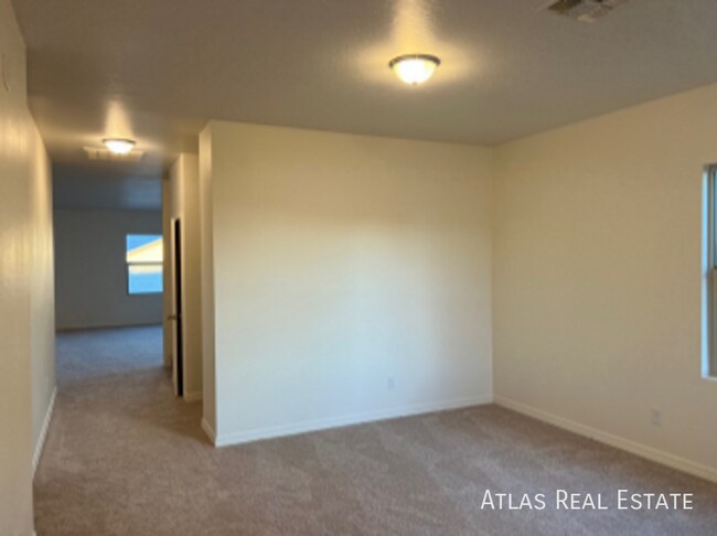 Building Photo - 231 N 201st Ave