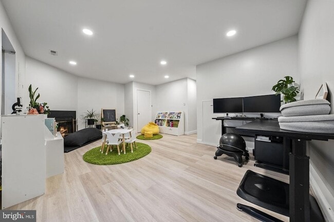 Building Photo - 12224 Wye Oak Commons Cir