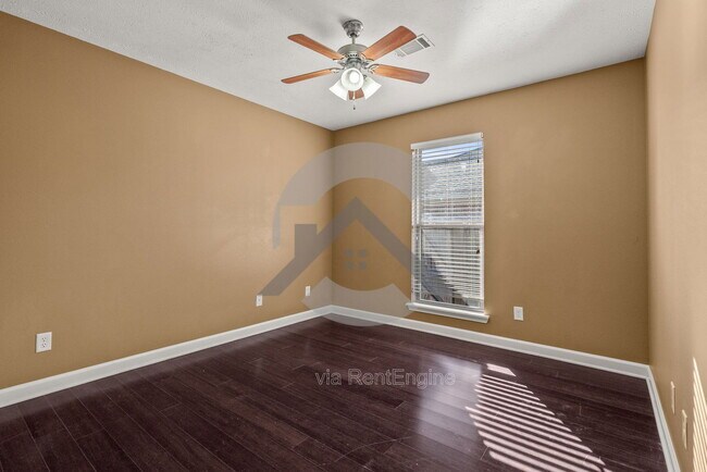 Building Photo - 2235 Linda Drive