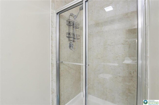 Building Photo - 270 Milkweed Dr