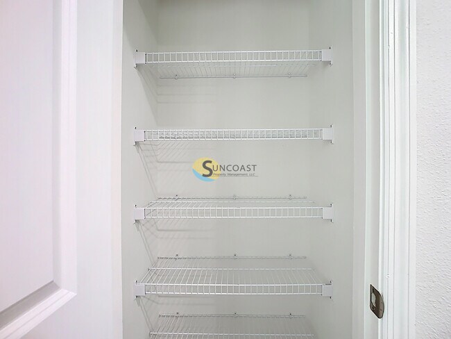 Building Photo - 3821 SW 43rd Ct