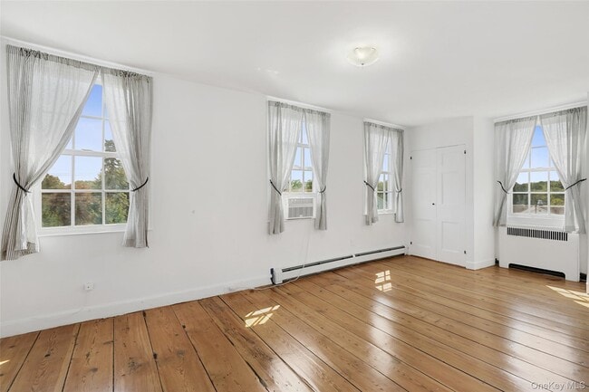 Building Photo - 1 Pound Ridge Rd