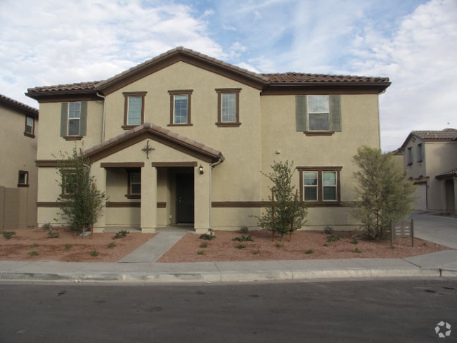 Building Photo - 2949 S Colorado St