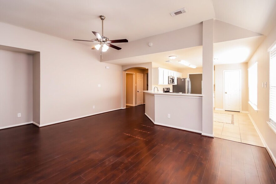 Building Photo - 4839 Callery Creek Dr