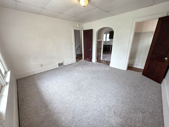 Building Photo - 1019 Egleston Ave