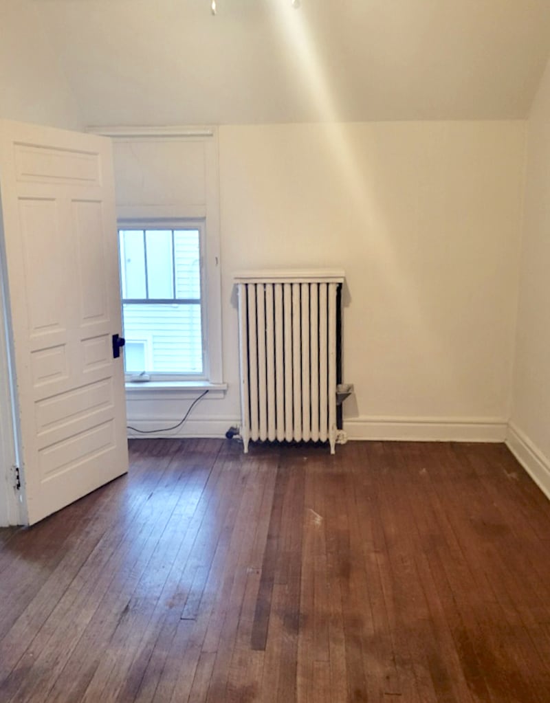 bedroom - 609 S Broad St