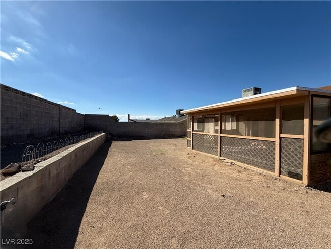 Building Photo - 232 Concho Dr