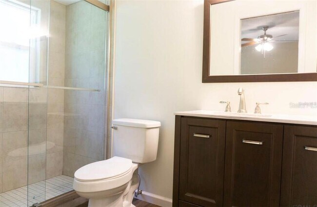 Building Photo - 36 Rainstone Ln