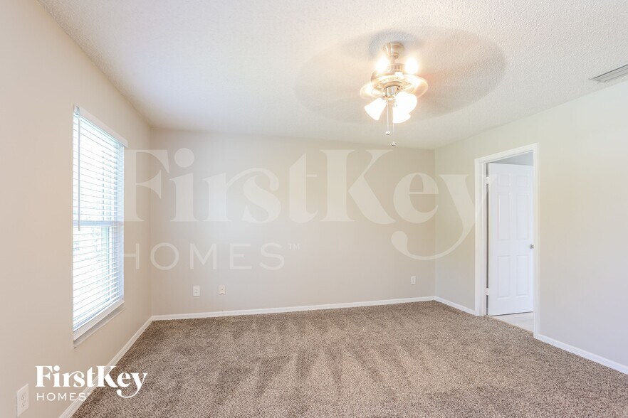 Building Photo - 4729 Windflower Cir