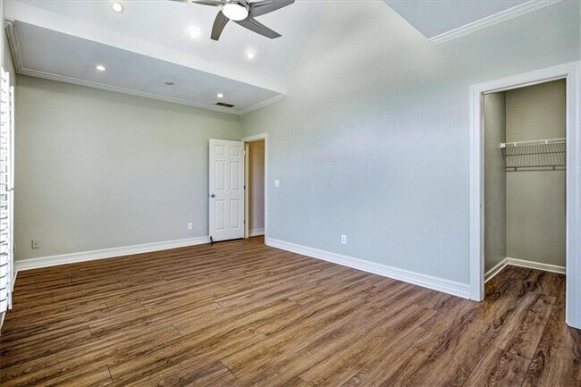 Building Photo - 210 Masters View Ct