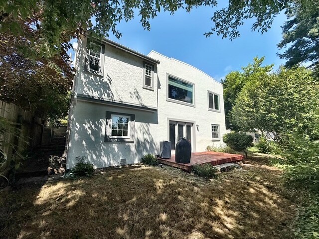 Building Photo - 208 S Summit Ave